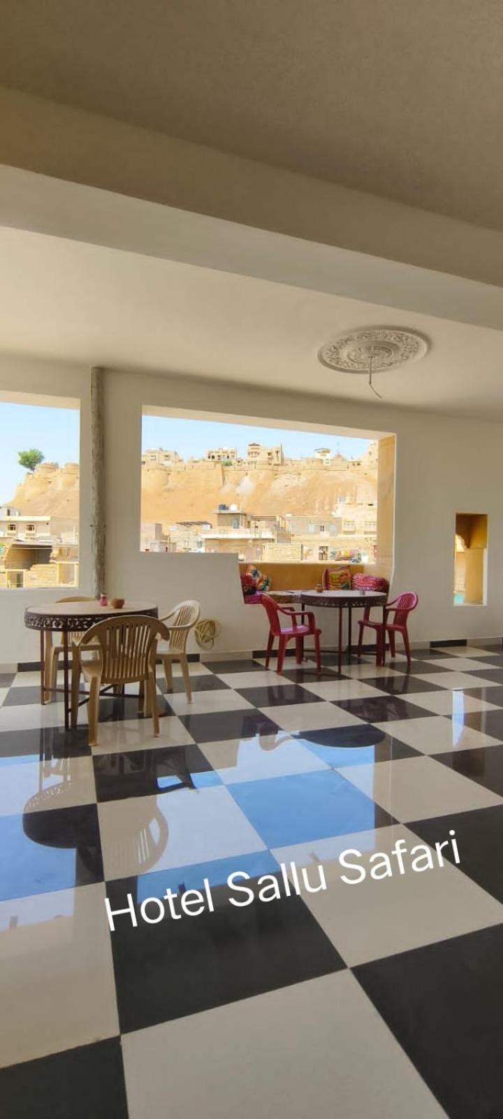 Hotel Sallu Safari Jaisalmer Exteriör bild