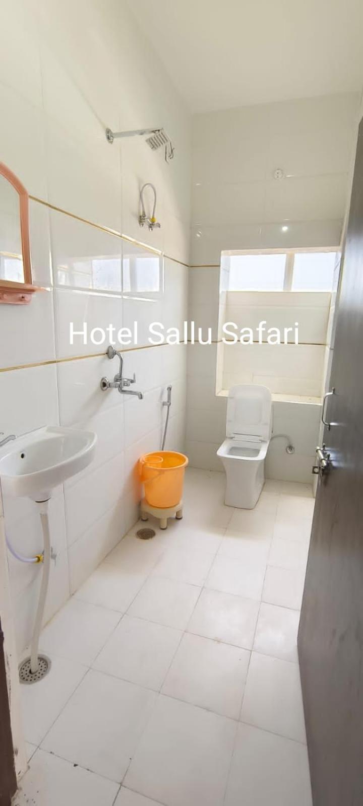 Hotel Sallu Safari Jaisalmer Exteriör bild