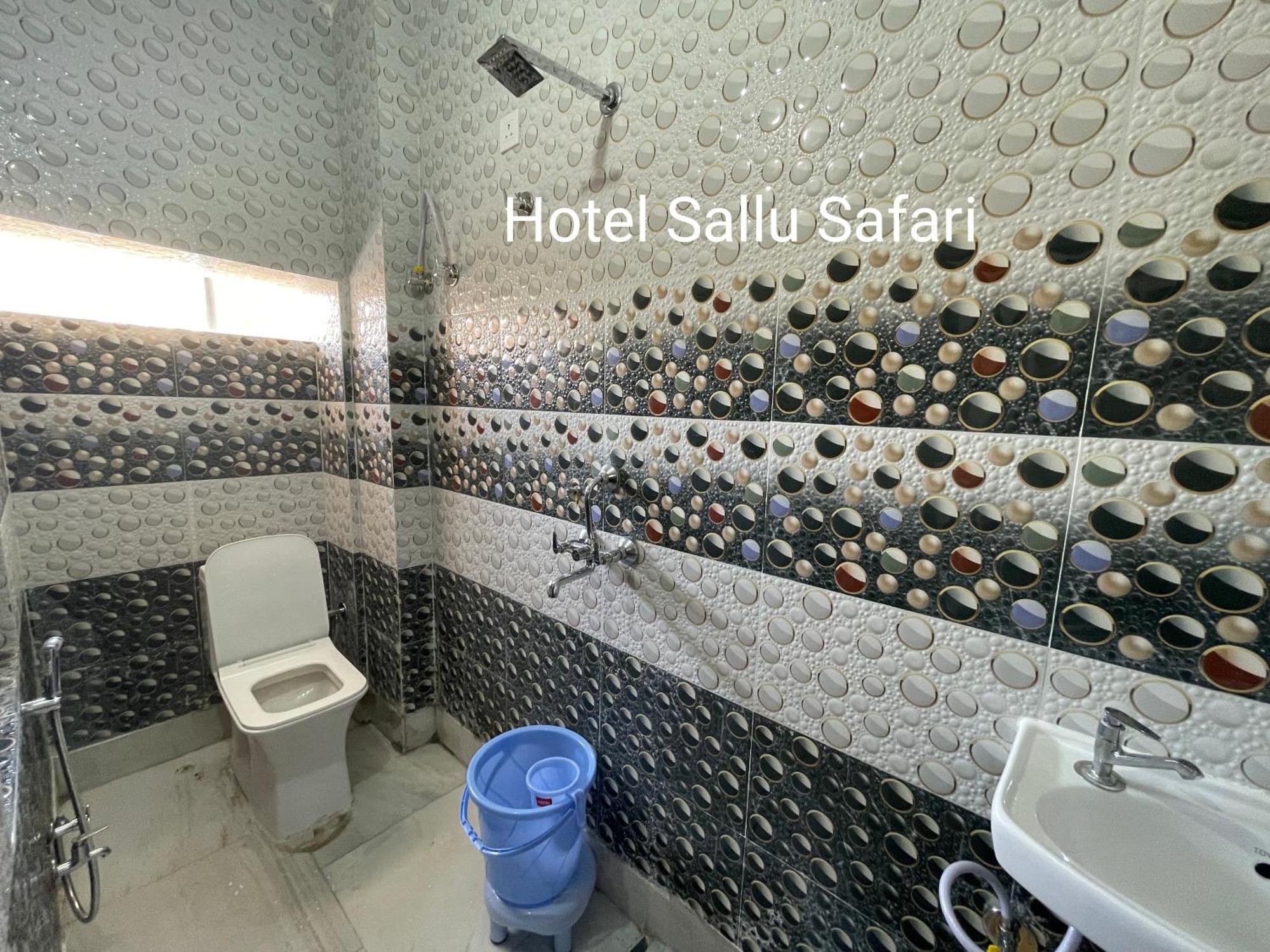 Hotel Sallu Safari Jaisalmer Exteriör bild