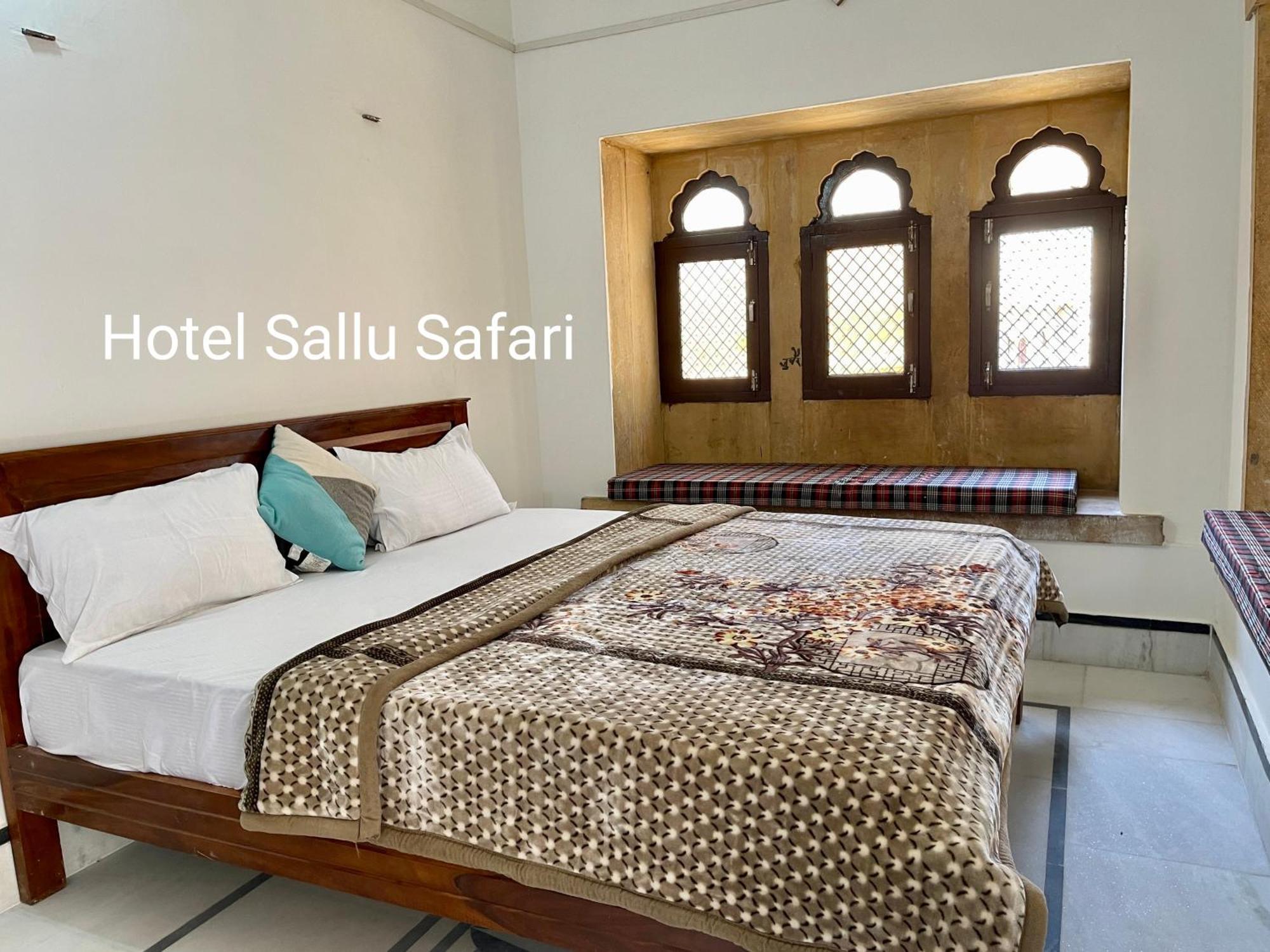 Hotel Sallu Safari Jaisalmer Exteriör bild