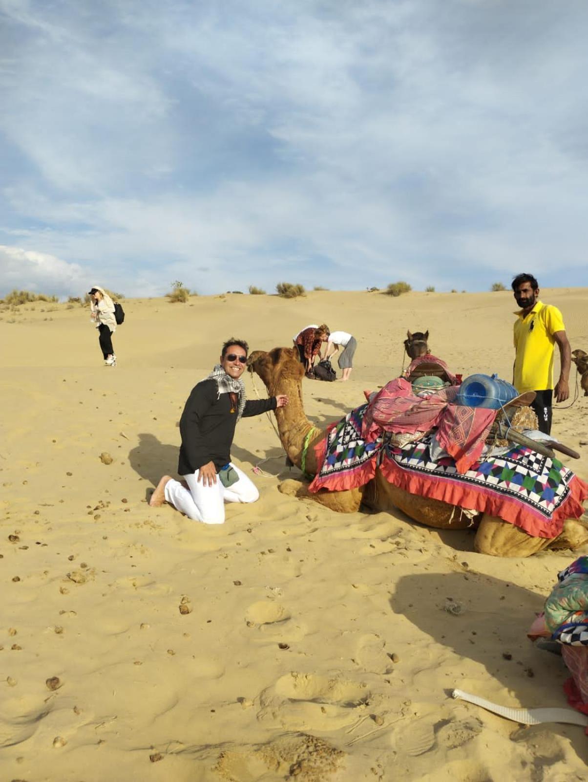 Hotel Sallu Safari Jaisalmer Exteriör bild