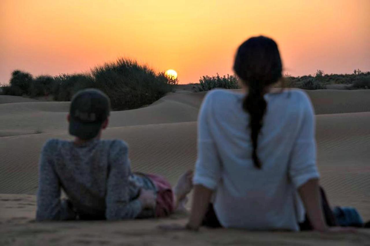 Hotel Sallu Safari Jaisalmer Exteriör bild